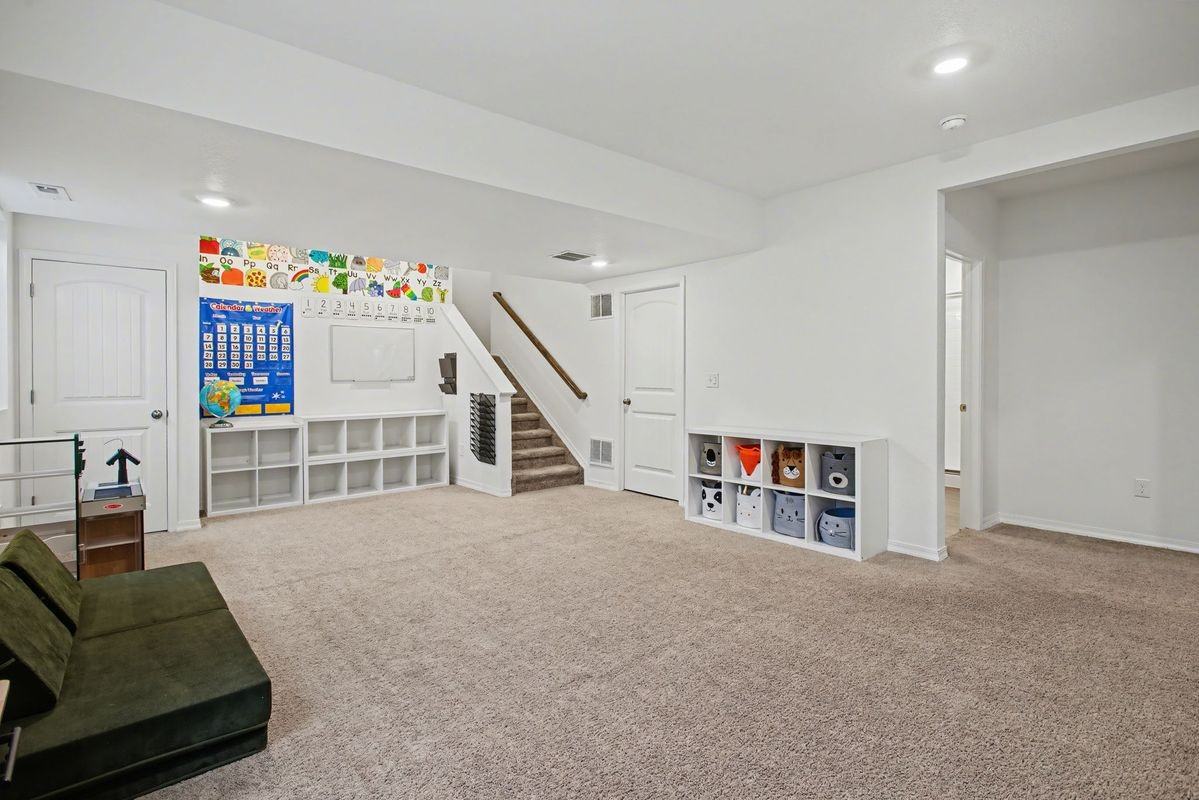 5768 Heathland Ter - Photo 6 of 34