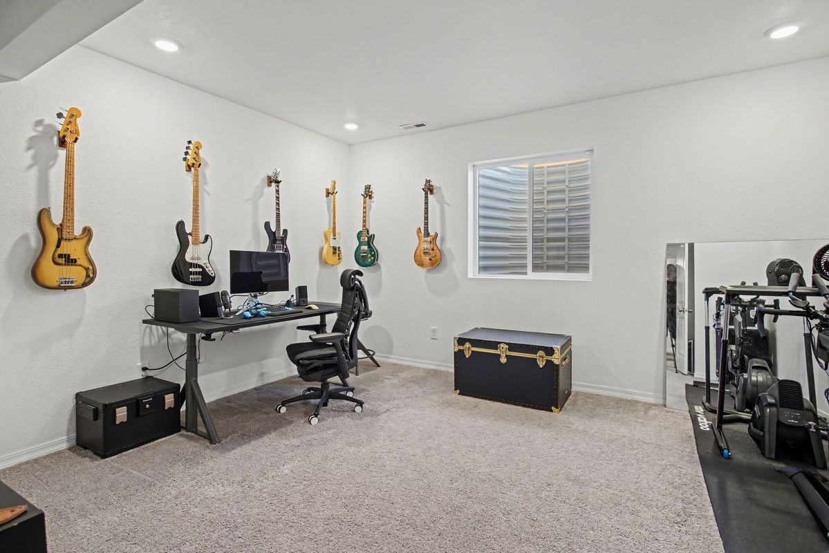 5768 Heathland Ter - Photo 7 of 34