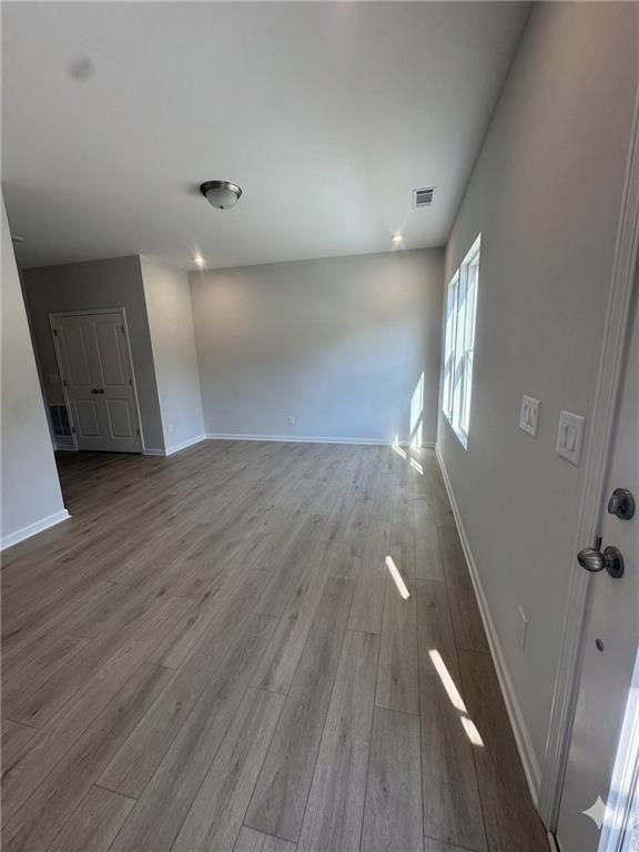 1045 Bullpen Dr - Photo 3 of 13