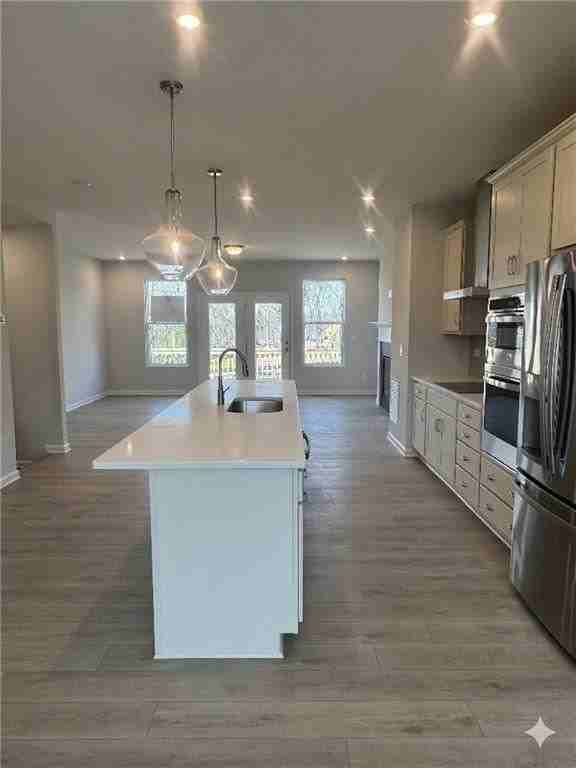 1045 Bullpen Dr - Photo 6 of 13