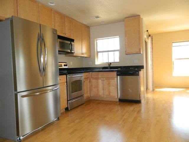 2994 Emporia St - Photo 7 of 10