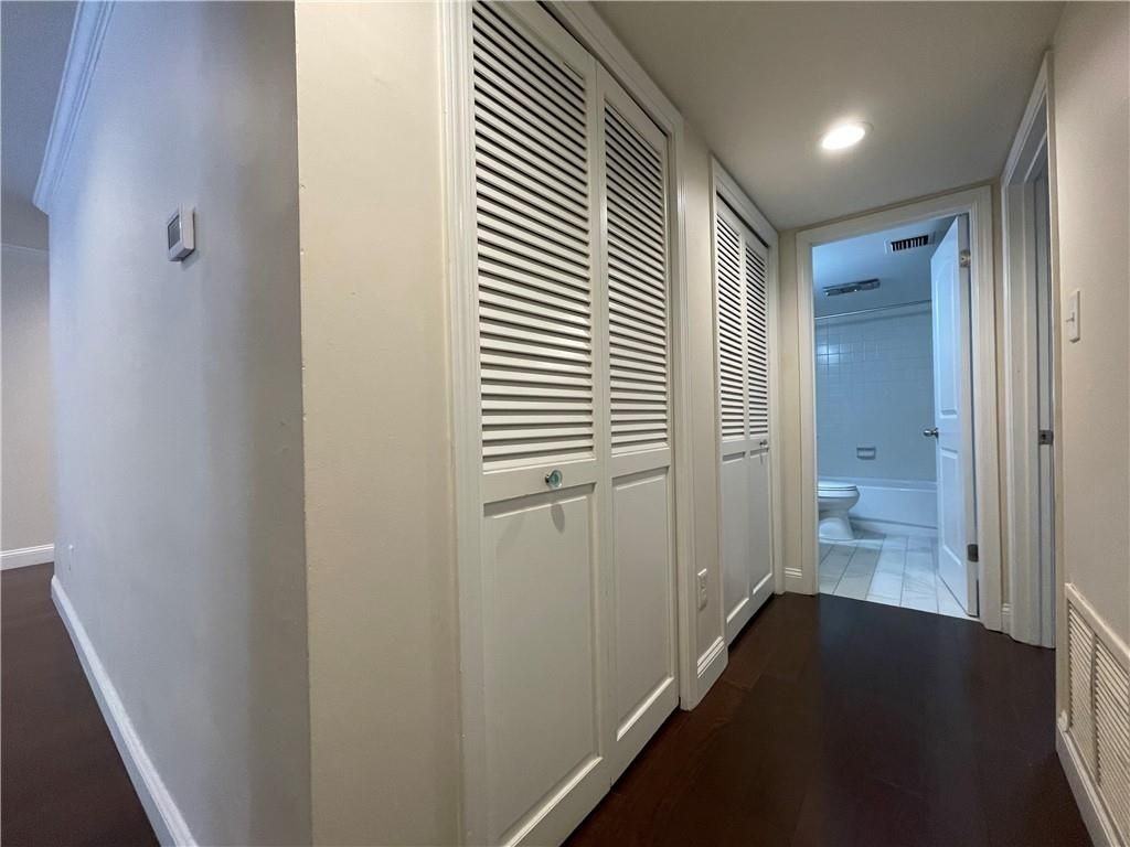 138 Woodmere Sq Nw - Photo 6 of 22