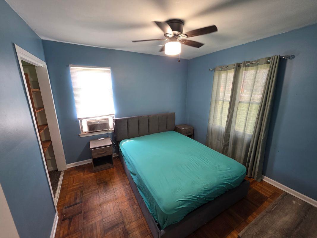 7145 Linden Rd - Photo 6 of 11