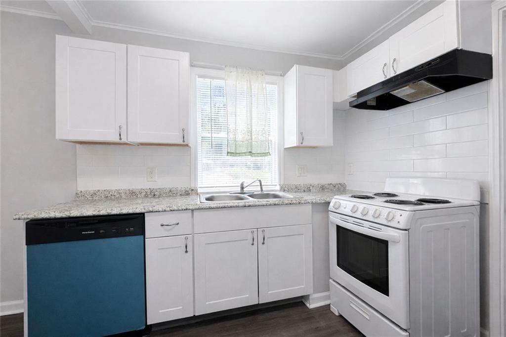 2146 Brookview Dr Ne - Photo 7 of 17