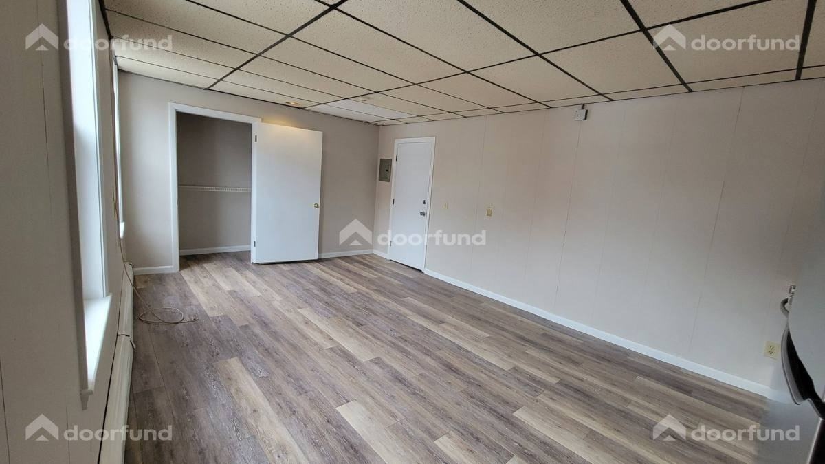 290 Central St #4 - Photo 4 of 9