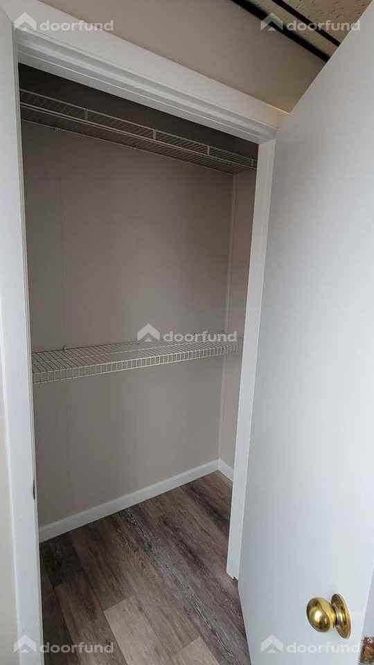 290 Central St #4 - Photo 5 of 9