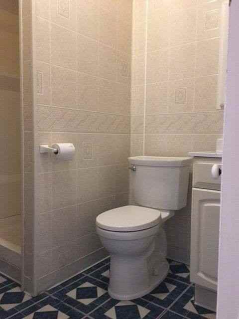 325 W Lemon St #3 - Photo 3 of 8