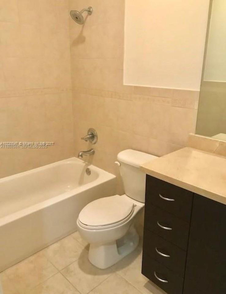 2286 Southwest 16th Court - Photo 6 of 10