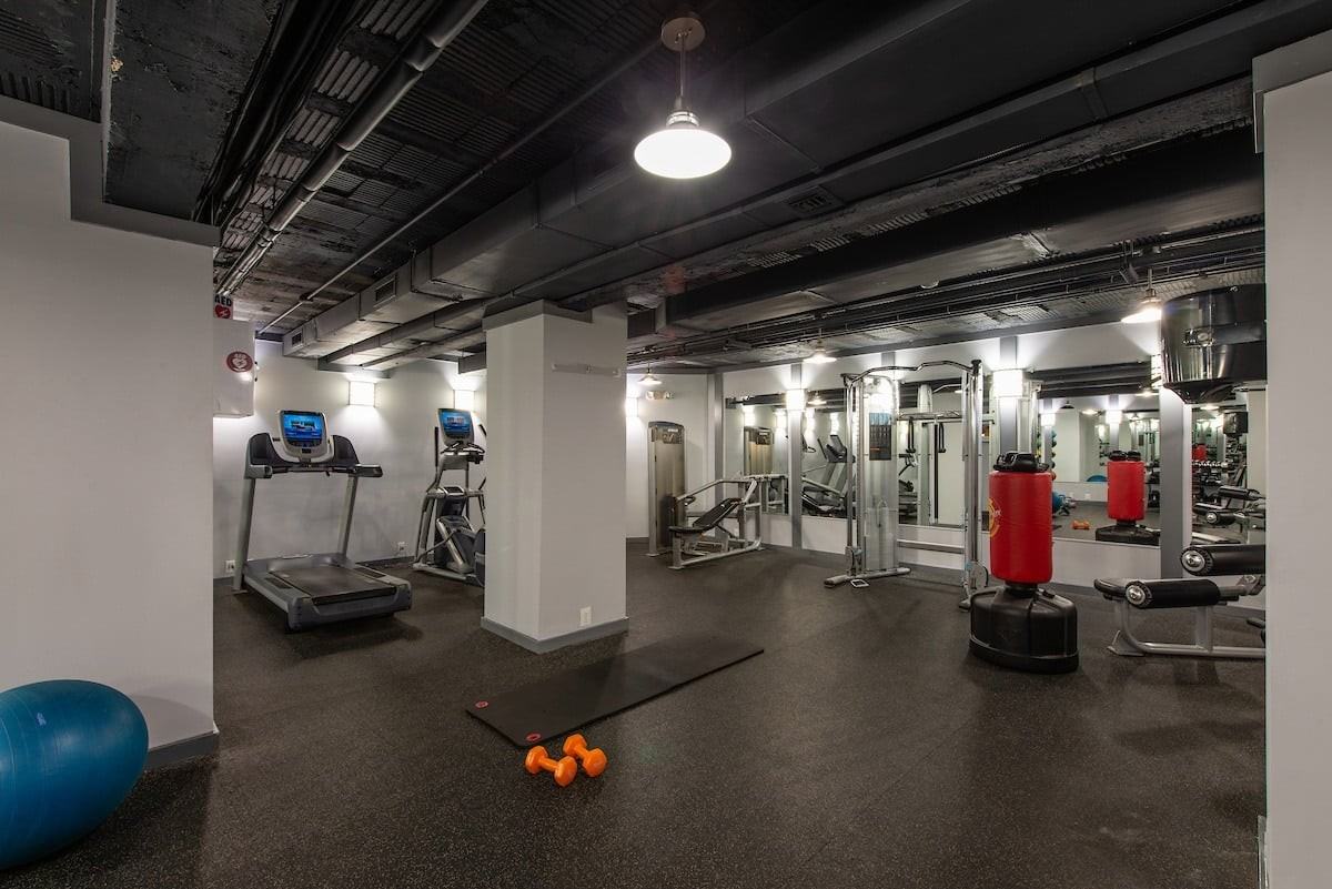 Columbia Uptown - Photo 7 of 12