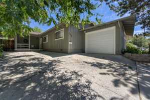 featured image of 1630 Reno Rental Finders - 1630 Plumas St.  Reno, NV 89509