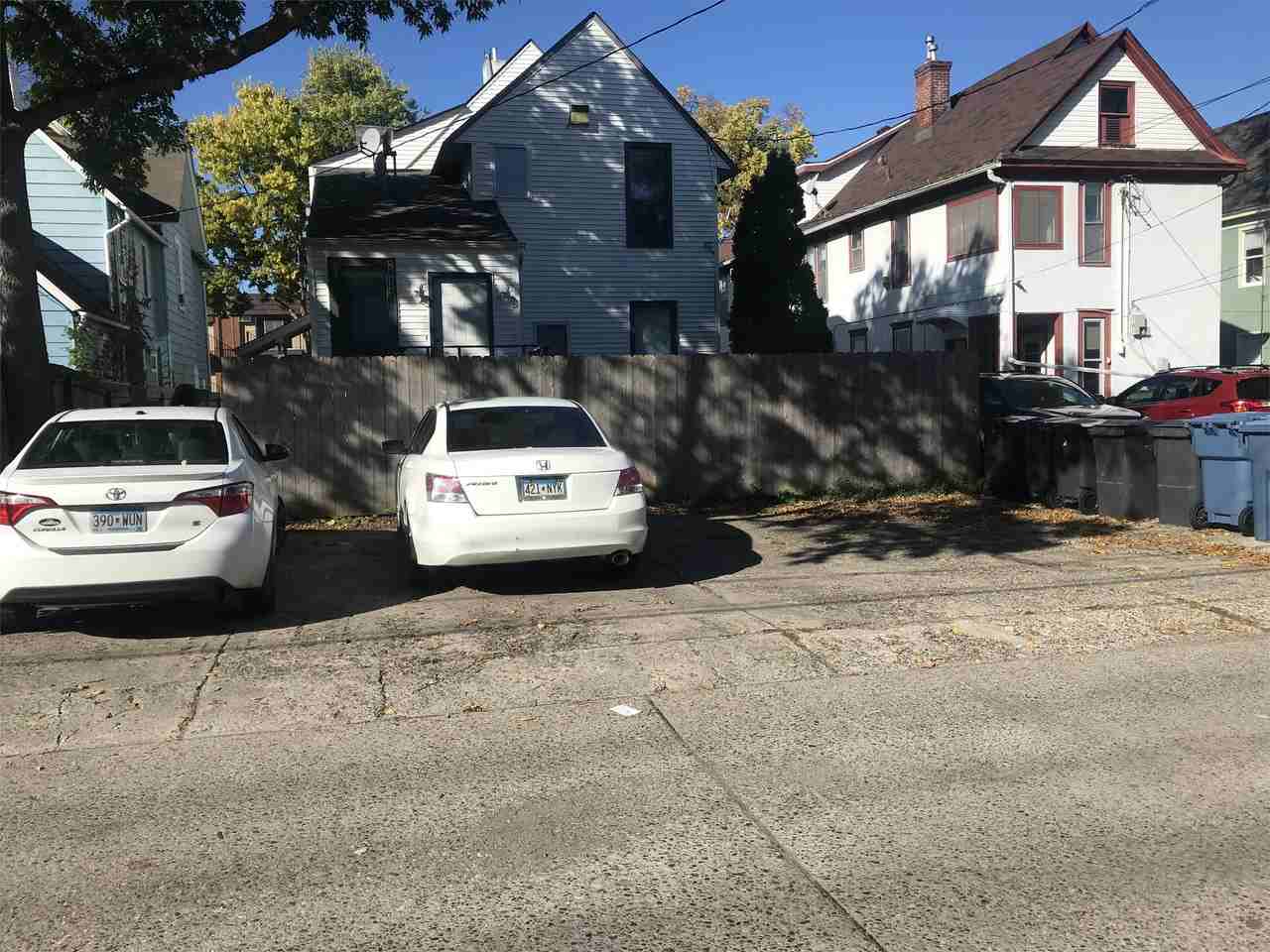 2813 Grand Ave S #2 - Photo 3 of 28