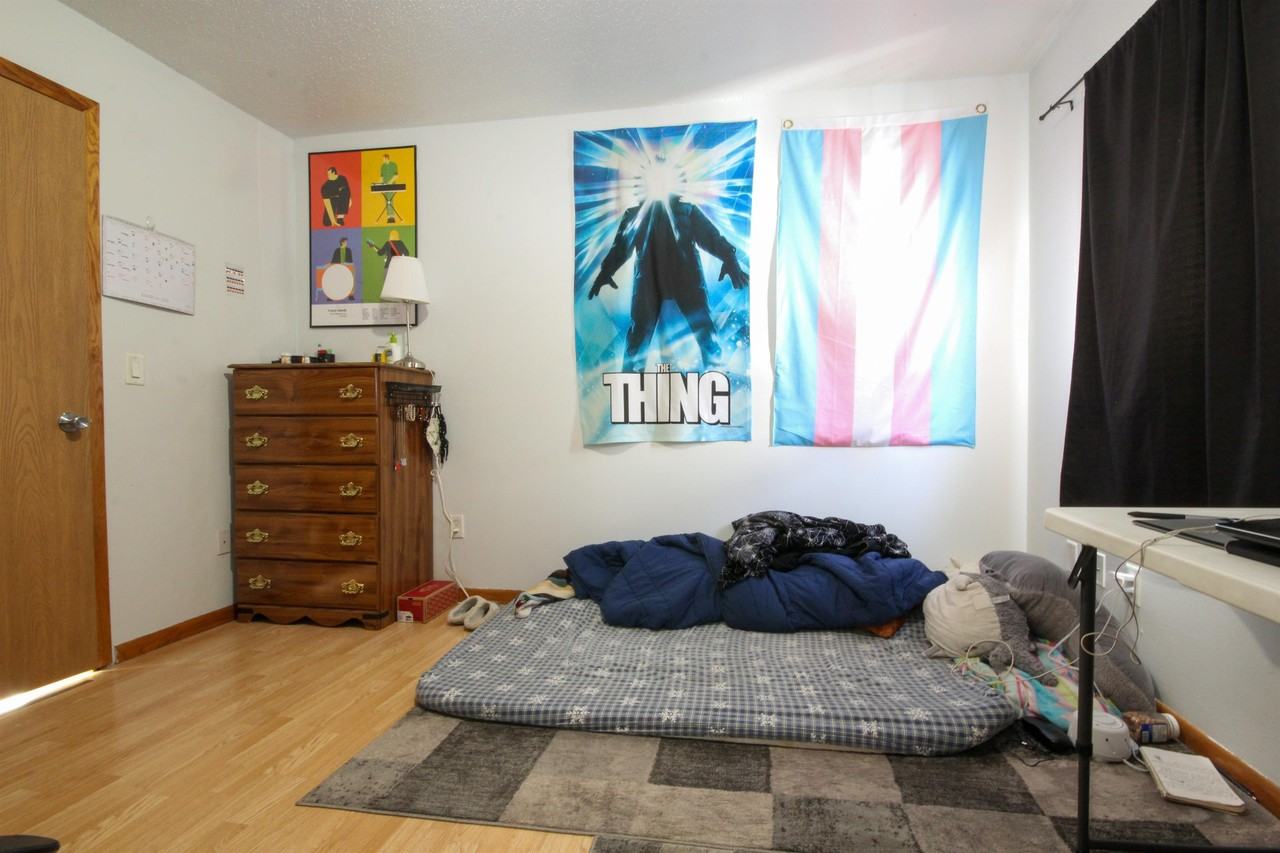 2813 Grand Ave S #2 - Photo 5 of 28