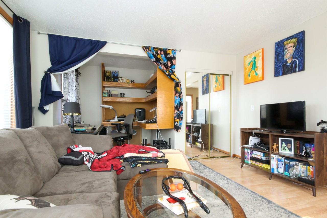 2813 Grand Ave S #2 - Photo 2 of 28