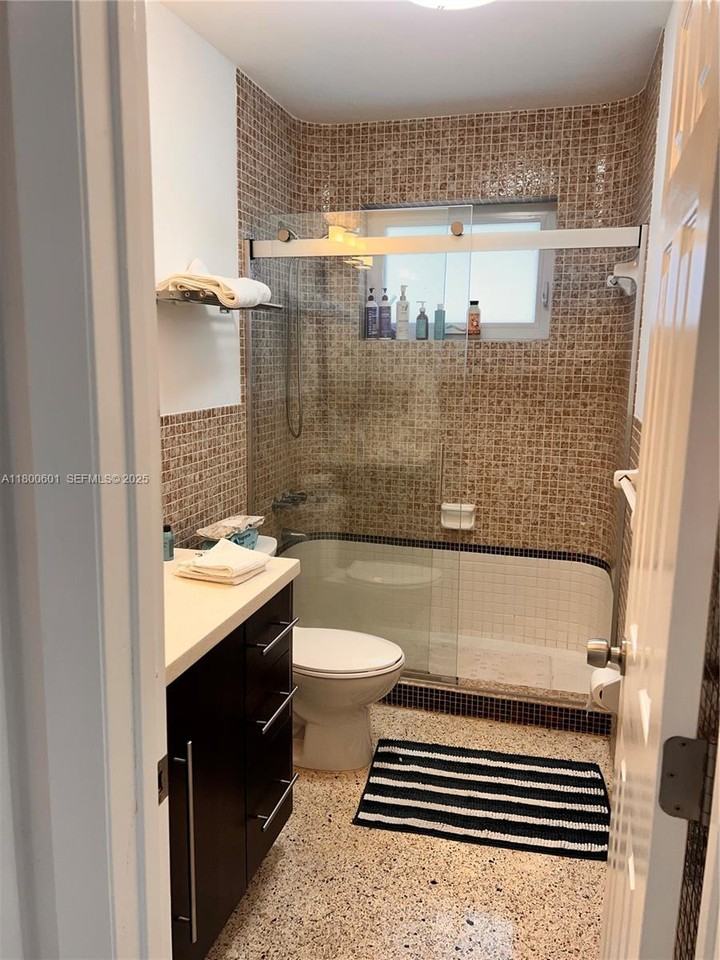 940 Northeast 71st Street #0 - Photo 6 of 24