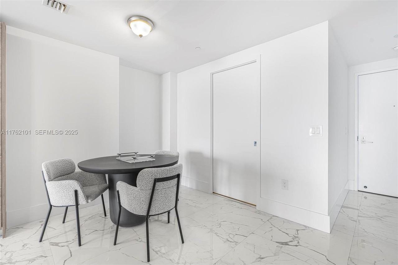 650 Northeast 32nd Street #4903 - Photo 3 of 32