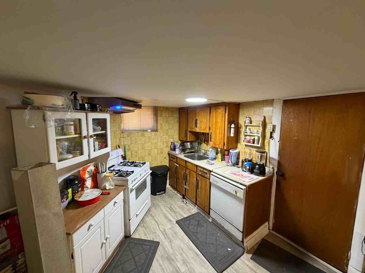 Shaw Street - Photo 6 of 16