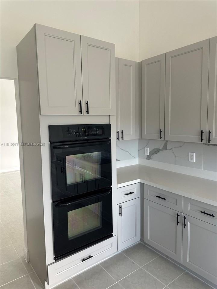 10320 Guatemala Street - Photo 7 of 25