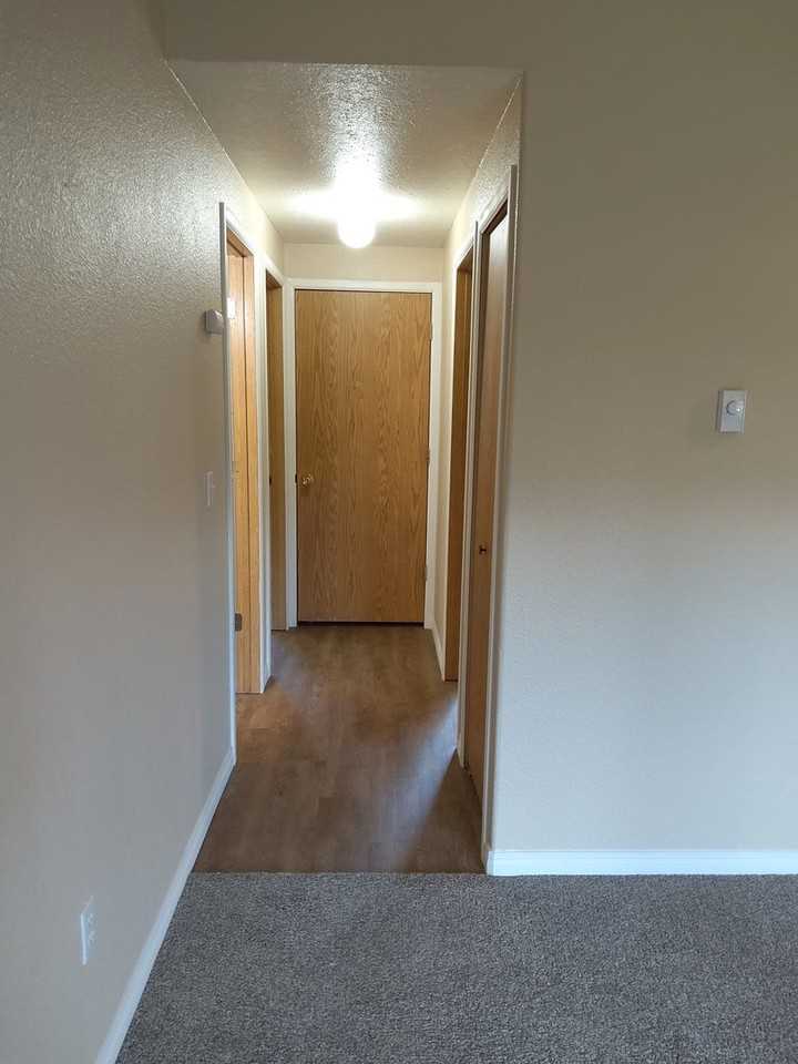 Cherry Apartments - Photo 2 of 29