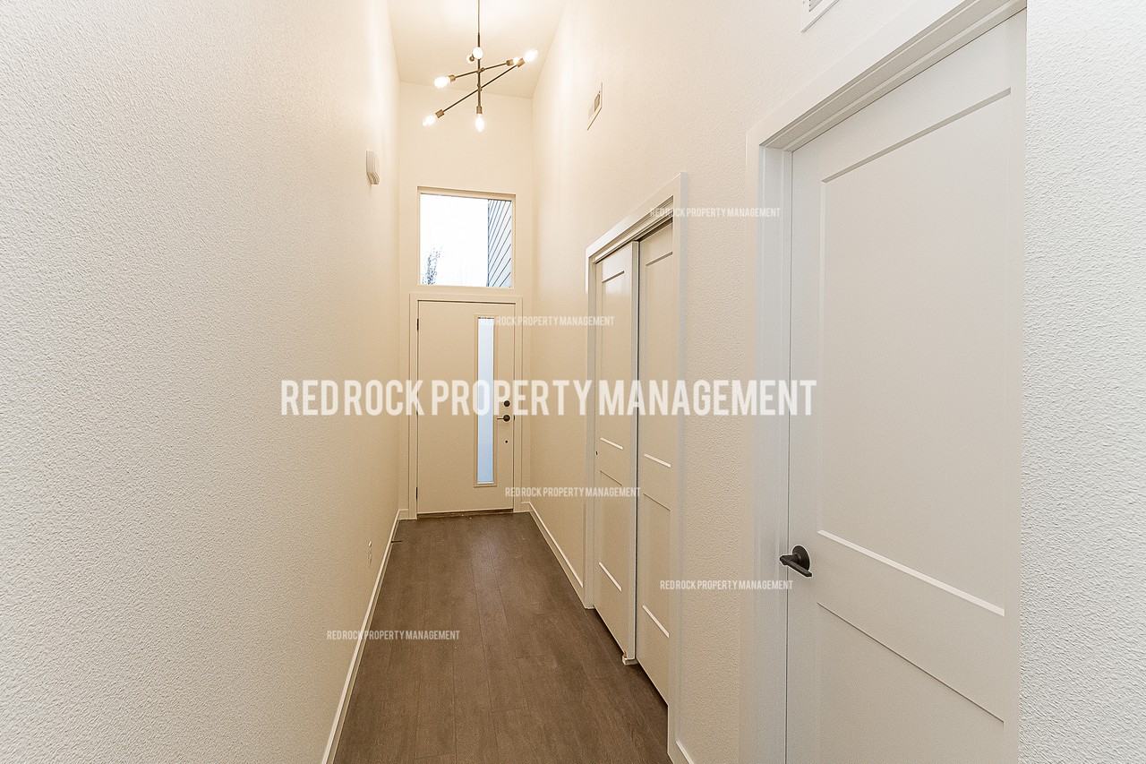 610 S Crescent Ln #1 - Photo 3 of 11