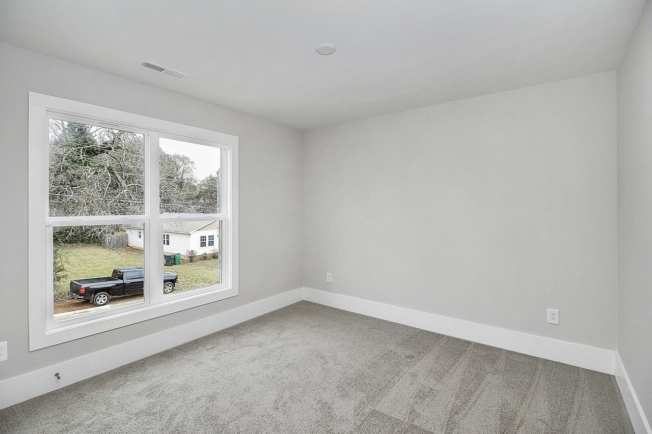 2957 Ross Ave #1 - Photo 2 of 26