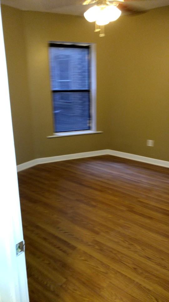 4749 S Langley Ave #2 - Photo 4 of 13