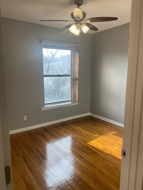 4749 S Langley Ave #2 - Photo 6 of 13