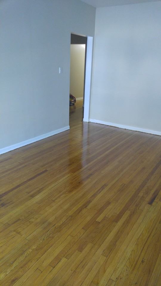 4749 S Langley Ave #2 - Photo 4 of 13