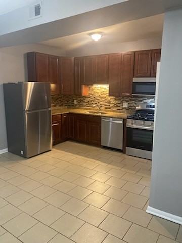 4749 S Langley Ave #2 - Photo 6 of 13