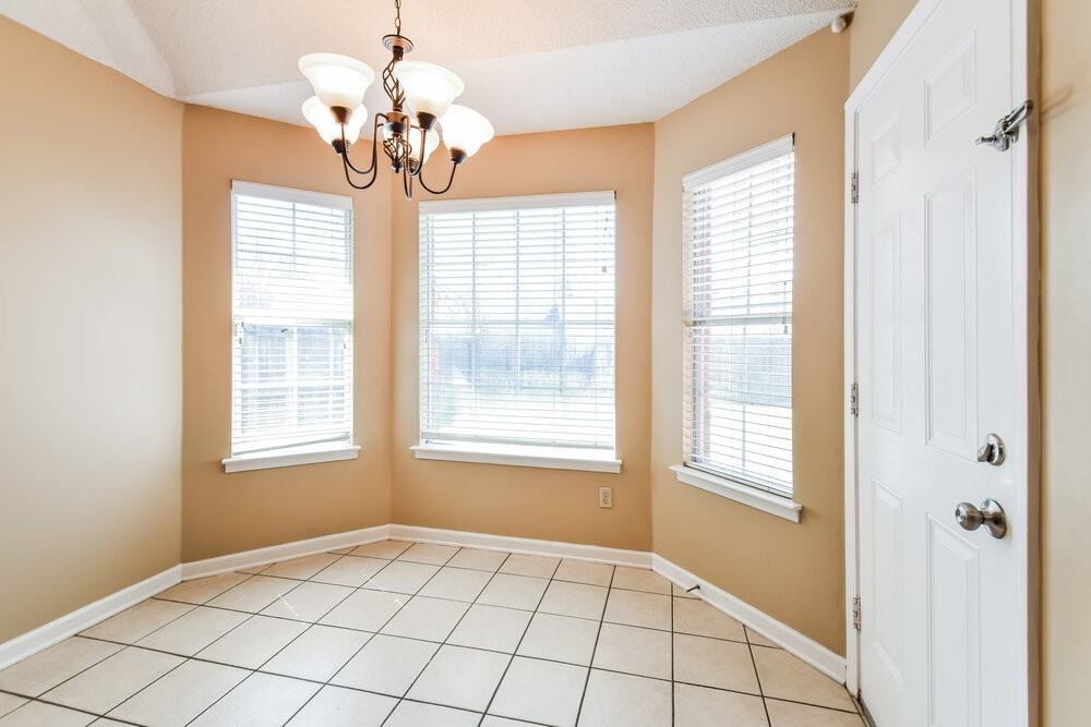 8301 Clubview Dr - Photo 7 of 16