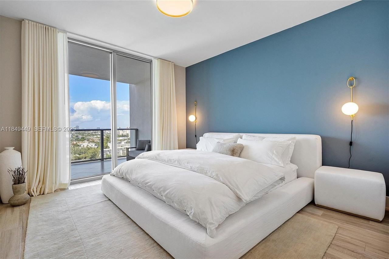 17301 Biscayne Boulevard #2108 - Photo 2 of 14