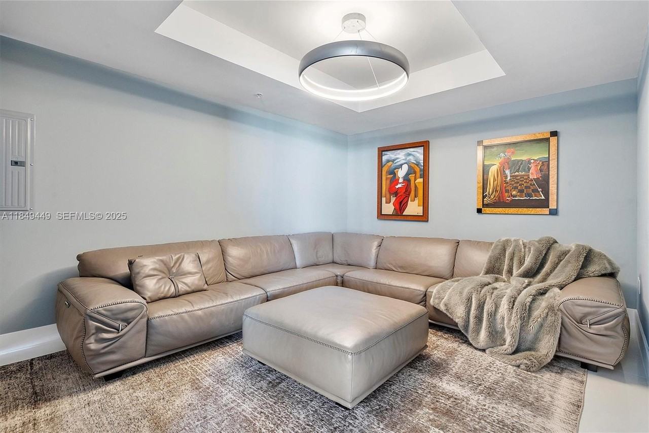 17301 Biscayne Boulevard #2108 - Photo 5 of 14