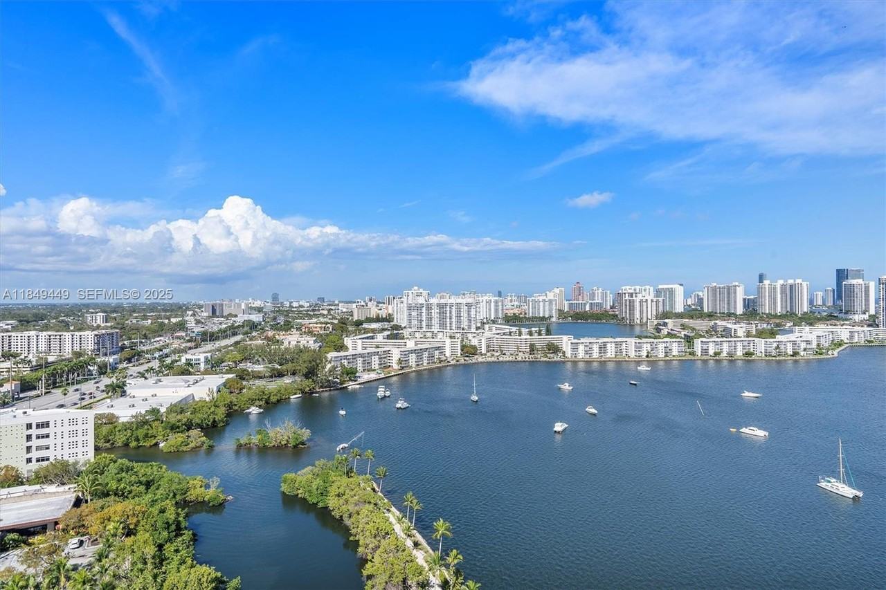 17301 Biscayne Boulevard #2108 - Photo 7 of 14