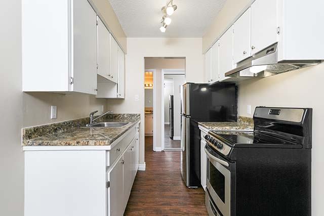 The Westport Apartments - Photo 2 of 12