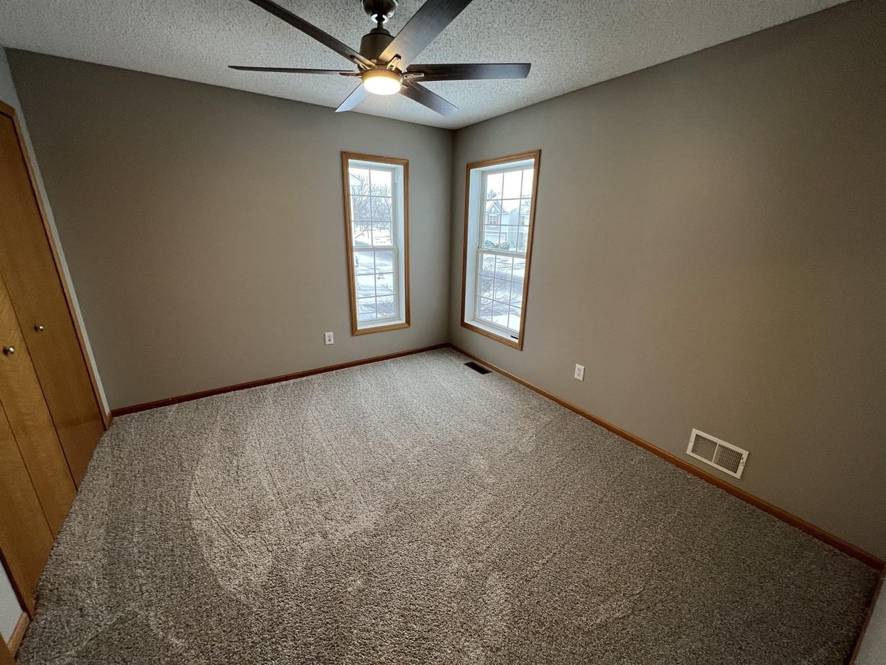 17689 70th Pl N #MG1 - Photo 2 of 17