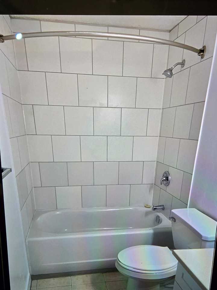 754 Laflin - Photo 3 of 24