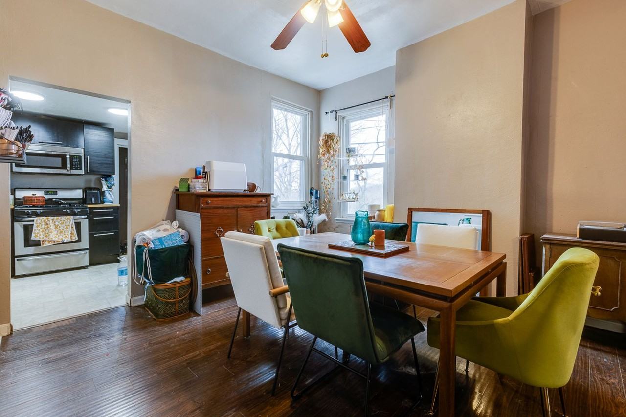 1323 Virginia Ave - Photo 5 of 16