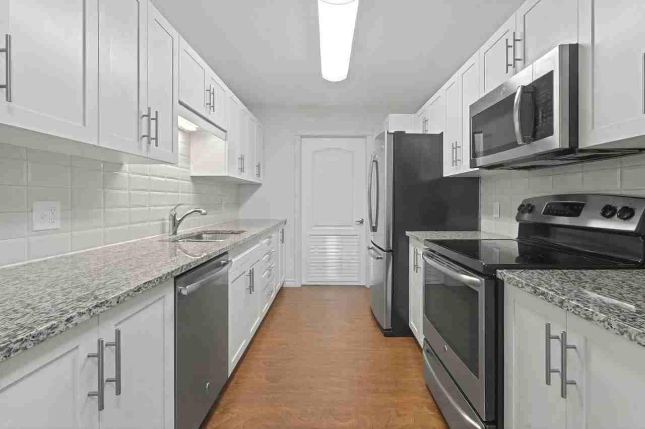 190 Carson Dr - Photo 6 of 30