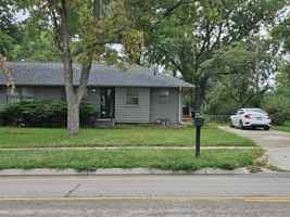 featured image of 2840 N Cotner Blvd #1