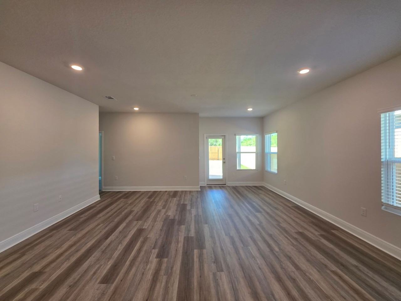 8057 Fir Tree Dr - Photo 5 of 50