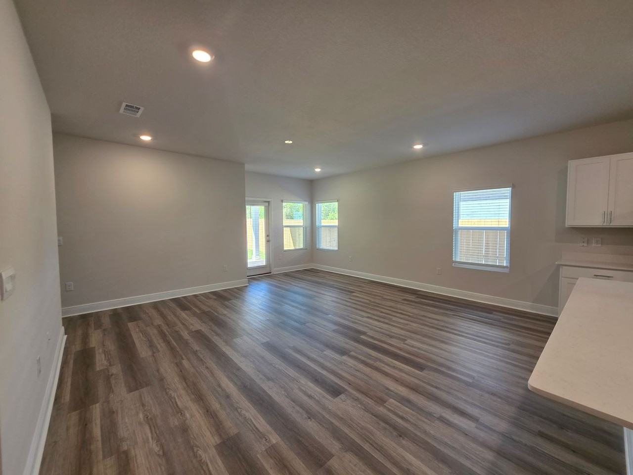 8057 Fir Tree Dr - Photo 6 of 50