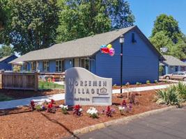 featured image of 920 W 1st Ave