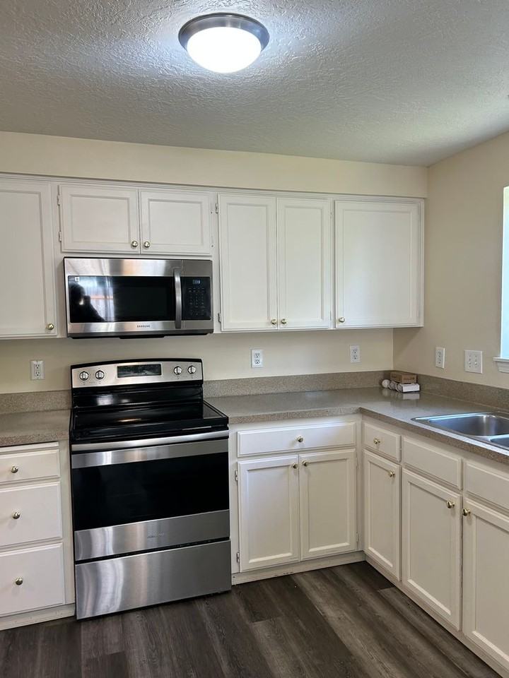 4305 San Francisco Dr Ne - Photo 7 of 24