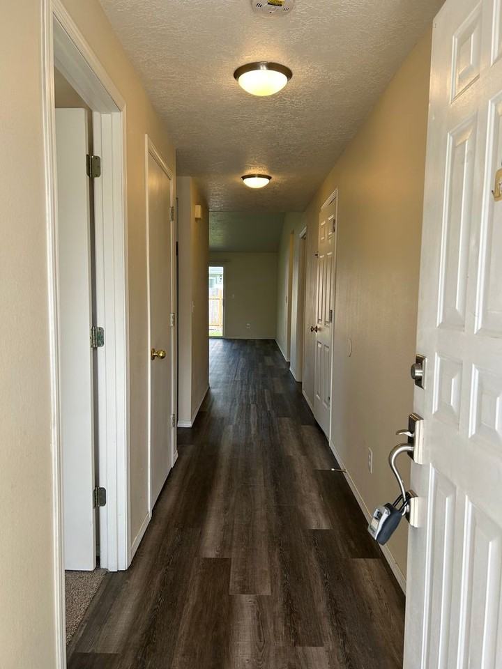 4305 San Francisco Dr Ne - Photo 3 of 24