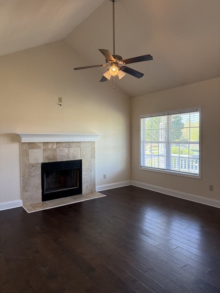 6214 Helen St - Photo 5 of 18