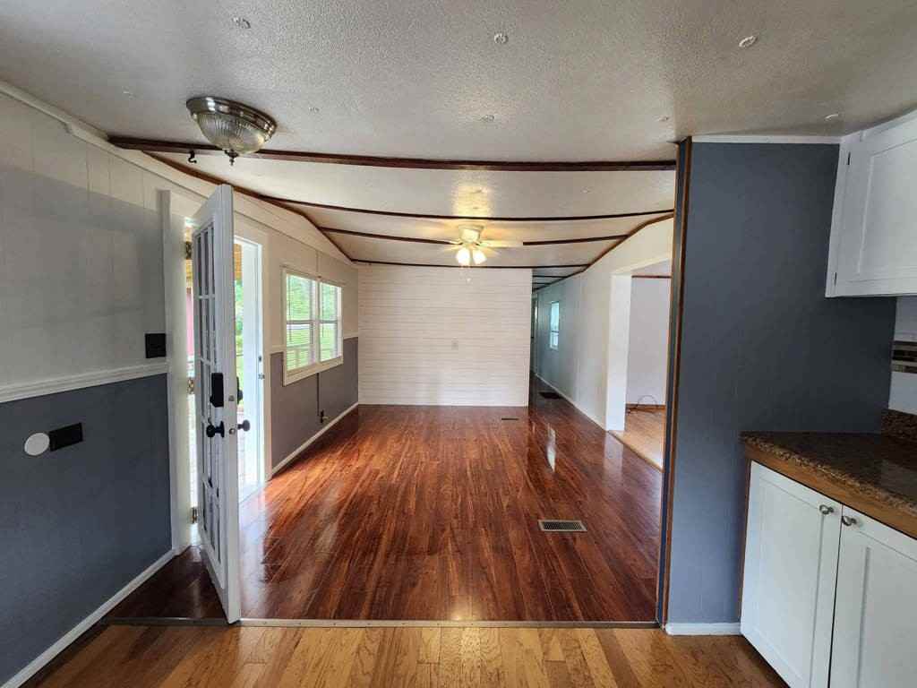 109 Jellico Dr - Photo 4 of 8