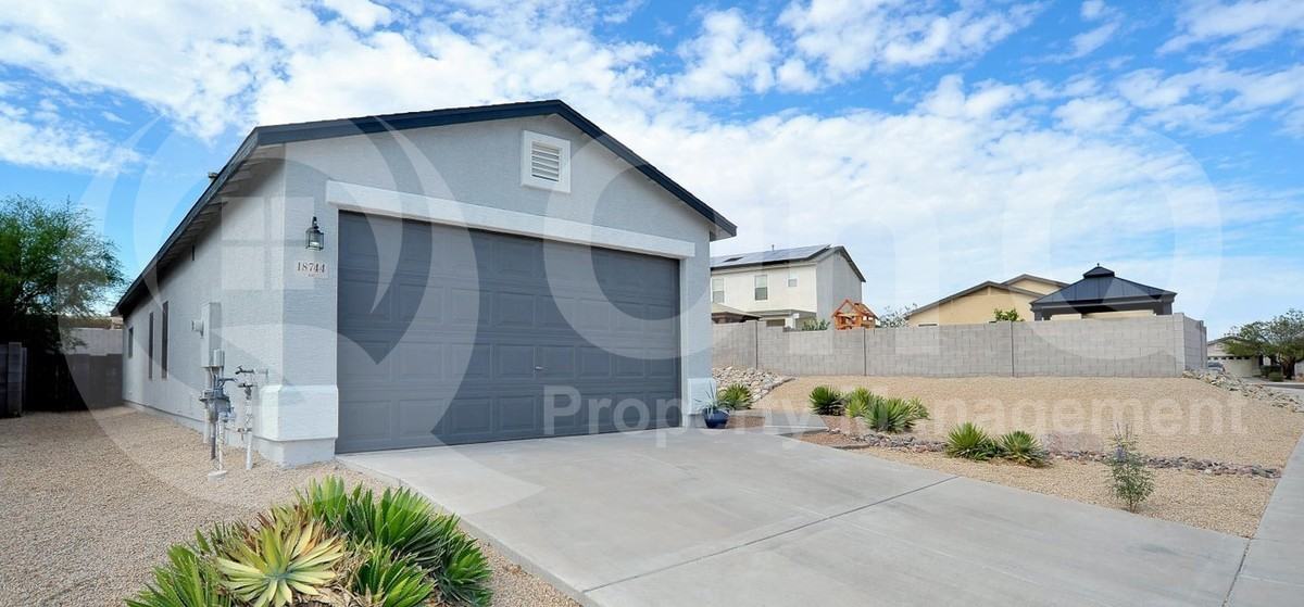 18744 S Via Santa Bonita - Photo 3 of 20