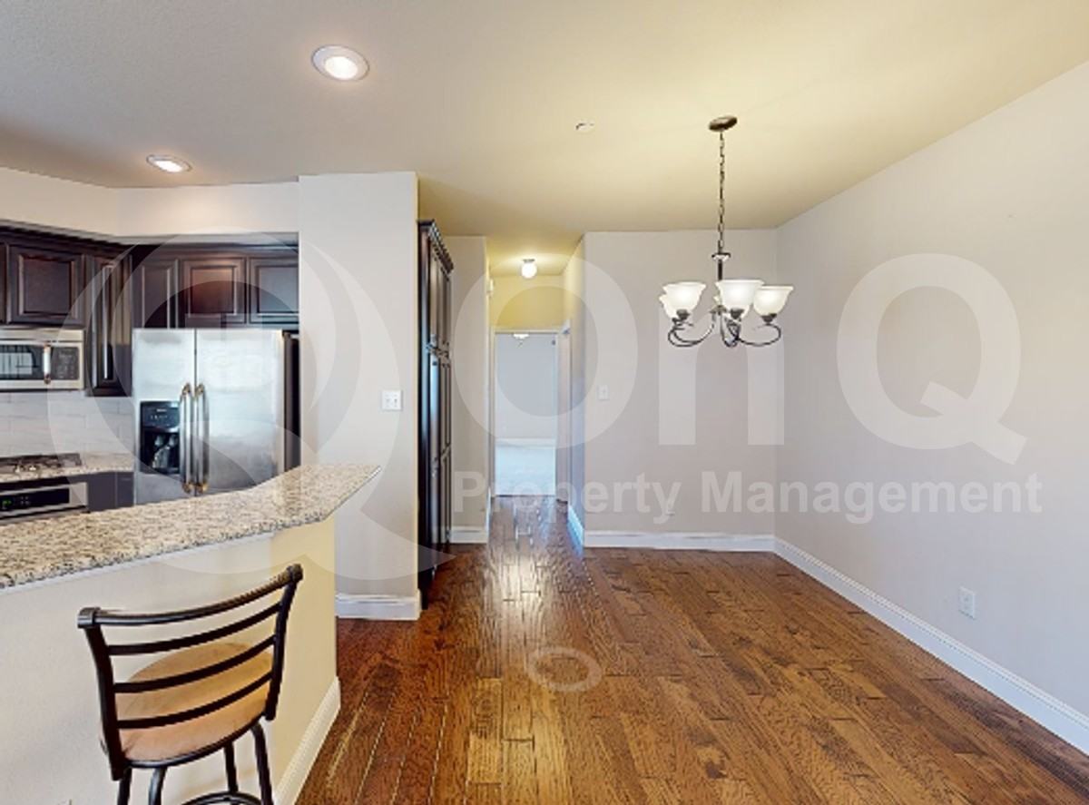 4401 Dexter Ln - Photo 5 of 25