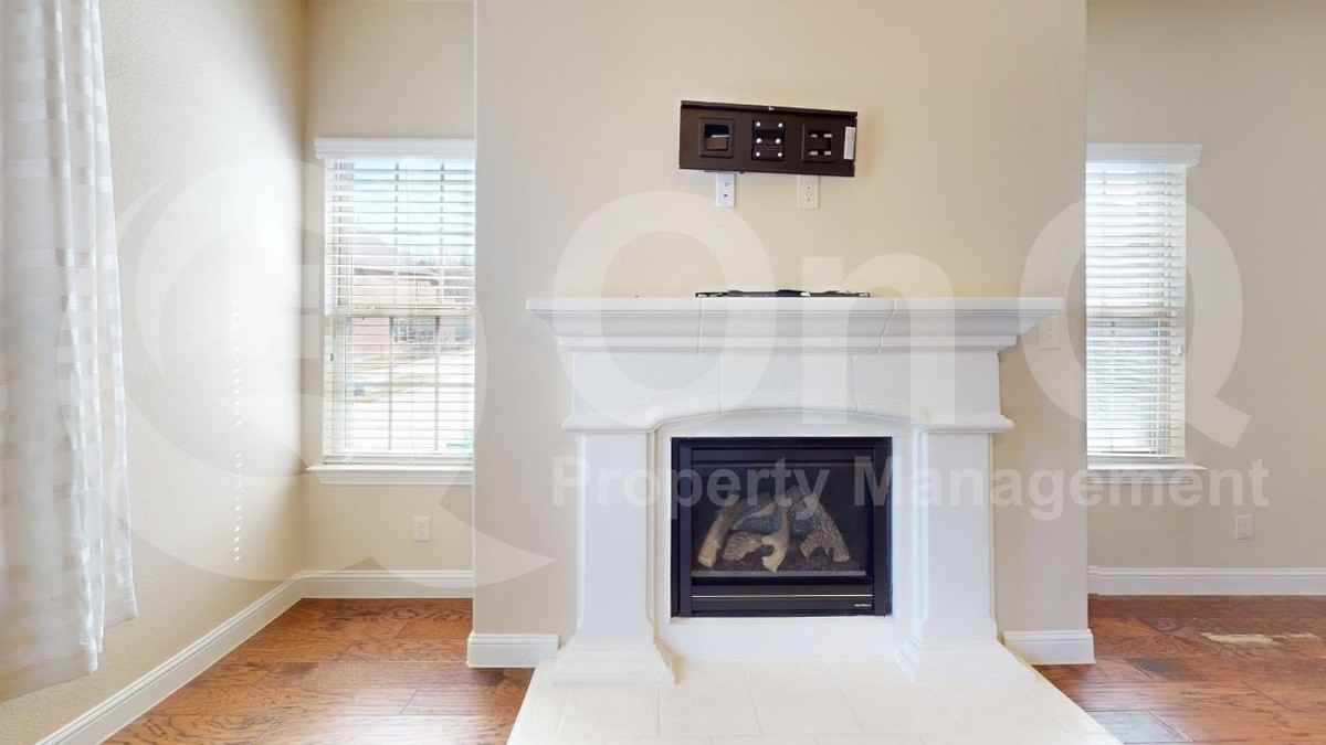 4401 Dexter Ln - Photo 7 of 25