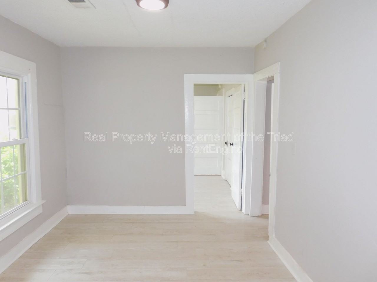 1217 Pearson Pl - Photo 5 of 23