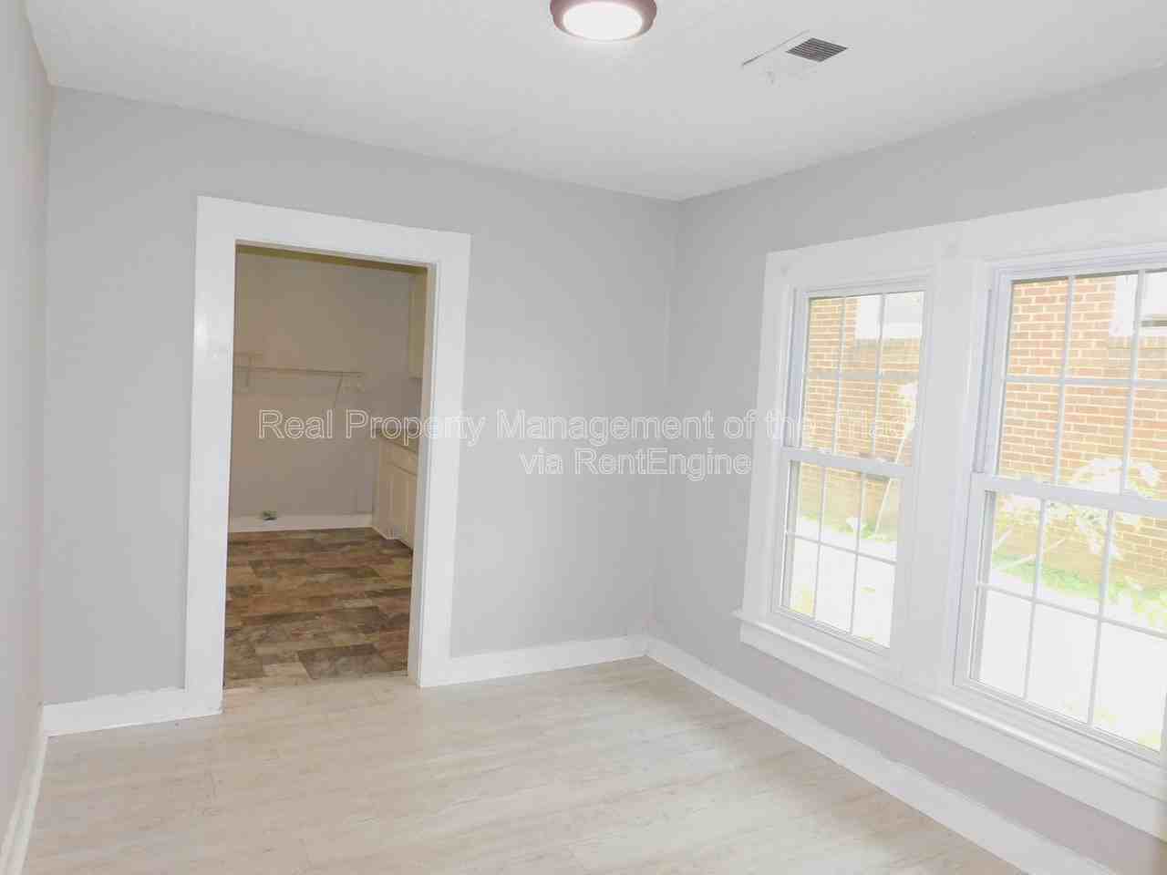 1217 Pearson Pl - Photo 6 of 23